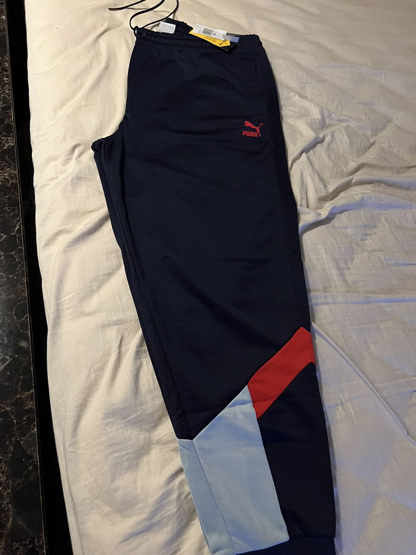 MENS TRACK/RUNNING PUMA SWEATPANTS XXL