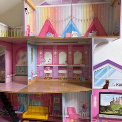 Barbie house 🏠