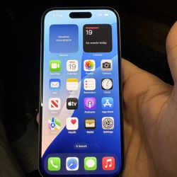 iPhone 16 - AT&T Locked - Back Cracked