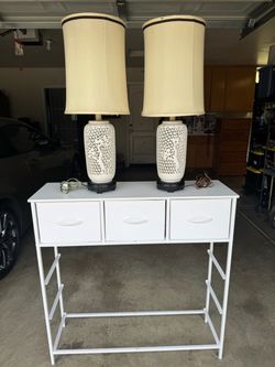 Beautiful Pair of vintage Chinoiserie White Table Lamps