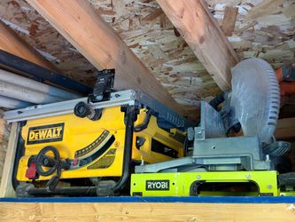 Dawalt and reobi machines