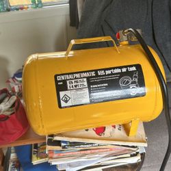 Central Pneumatic 5gal Portable Air Tank 