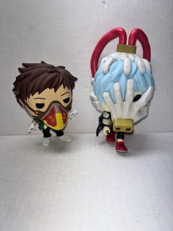 2 Funko pop My Hero Academia.