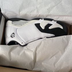 Jordan 14 Retro black Toe 2024 GS