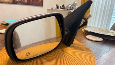 Toyota Corolla 2009-2013 Left Mirror complete part.