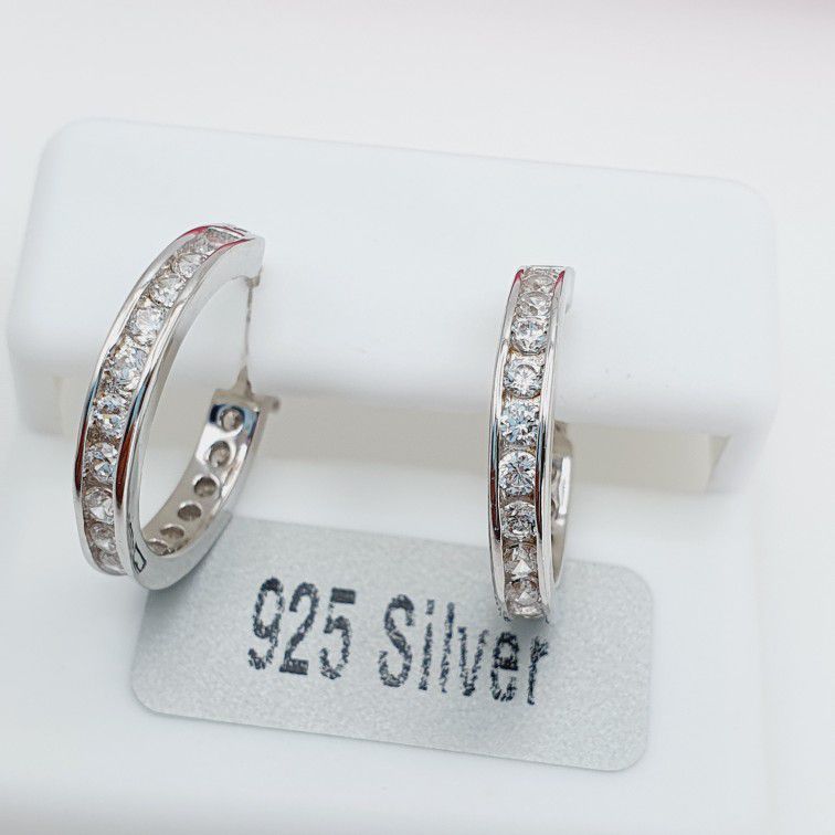 925 Sterling Silver Cubic Zirconia Earrings, US642 for Sale in