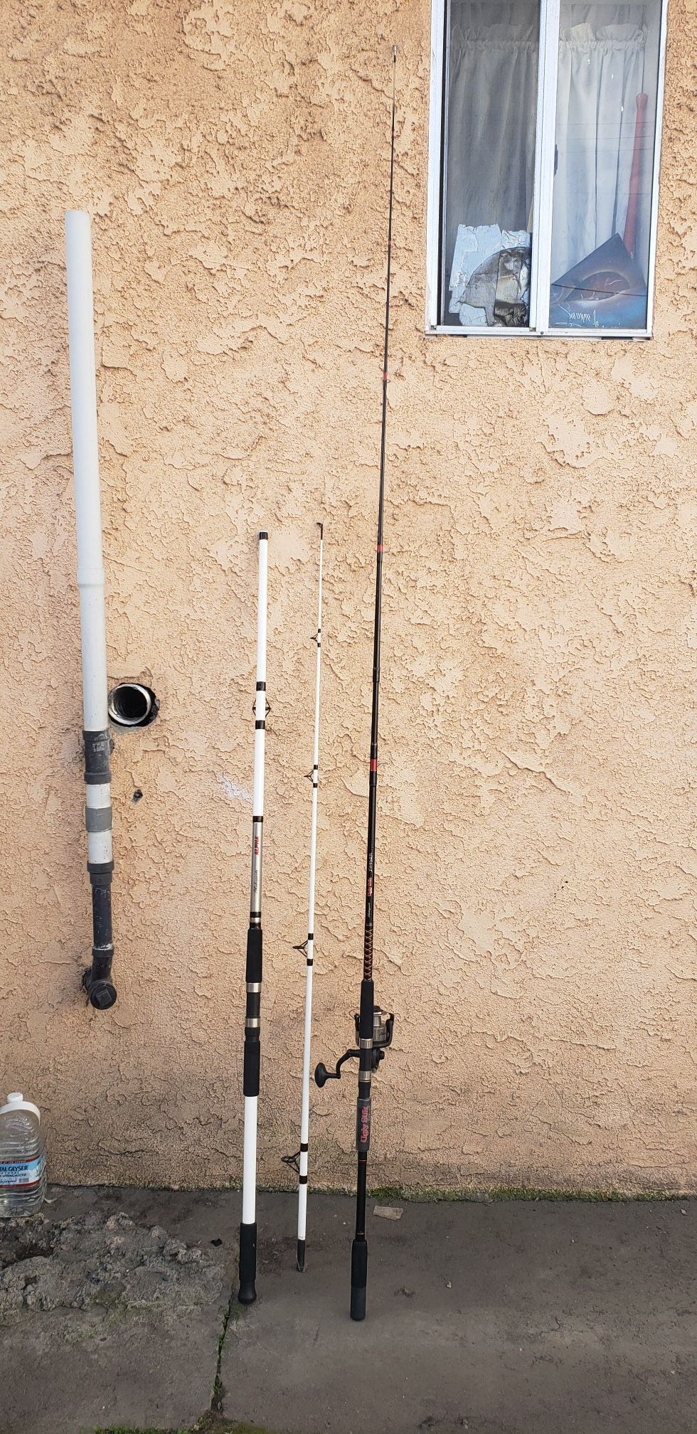 2 ocean fishing rods