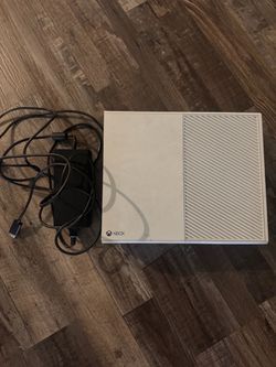 White original XBox One 1TB w/ controller