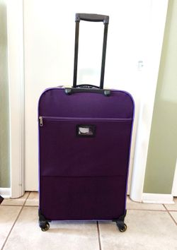 Villagio Italia Purple Lightweight Expandable Polyester Softshell Spinner Luggage 🧳 30"x17.5"x10", 3- External Pockets
