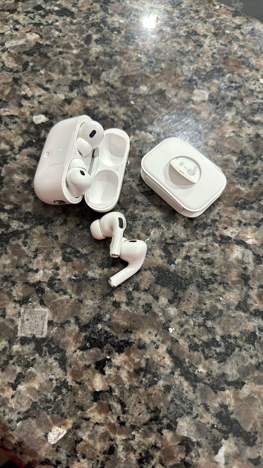2 Pairs Of Airpod Pro 2 