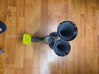 Drill horn with battery