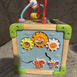 Leap frog activity center 