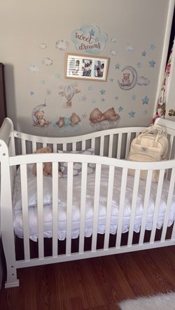 Baby crib