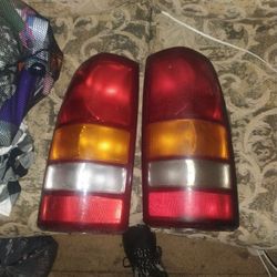 Chevy 1500 Tail Lights Fit 98-02