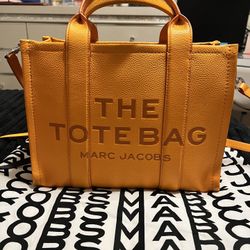 Marc Jacobs Medium Leather Tote Bag