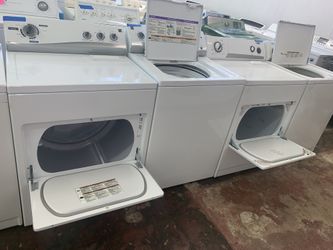 Top load washer and electric dryer sets working perfectly