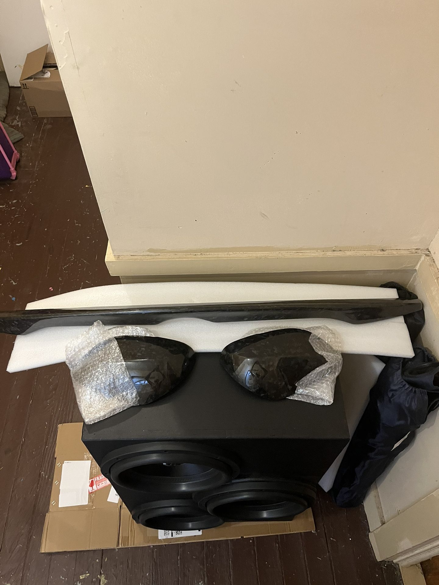 Forged Carbon Spoiler/mirror Caps 2014/2025 Infiniti Q50