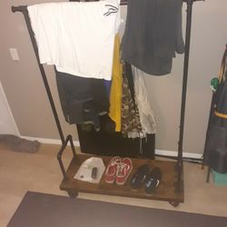 Portable Clothes Hanger Rack 