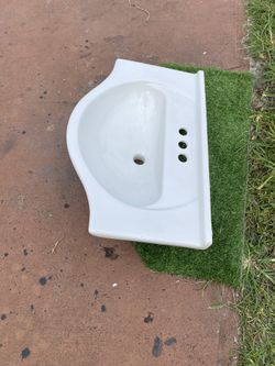 Porcelain Euro Top Lavatory