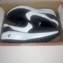 Nike waffle debut size 10.5 men’s $55