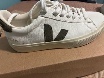 Veja shoes