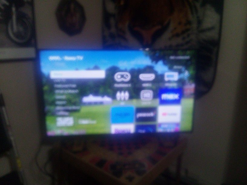 50in Onn Roku TV New With Remote 