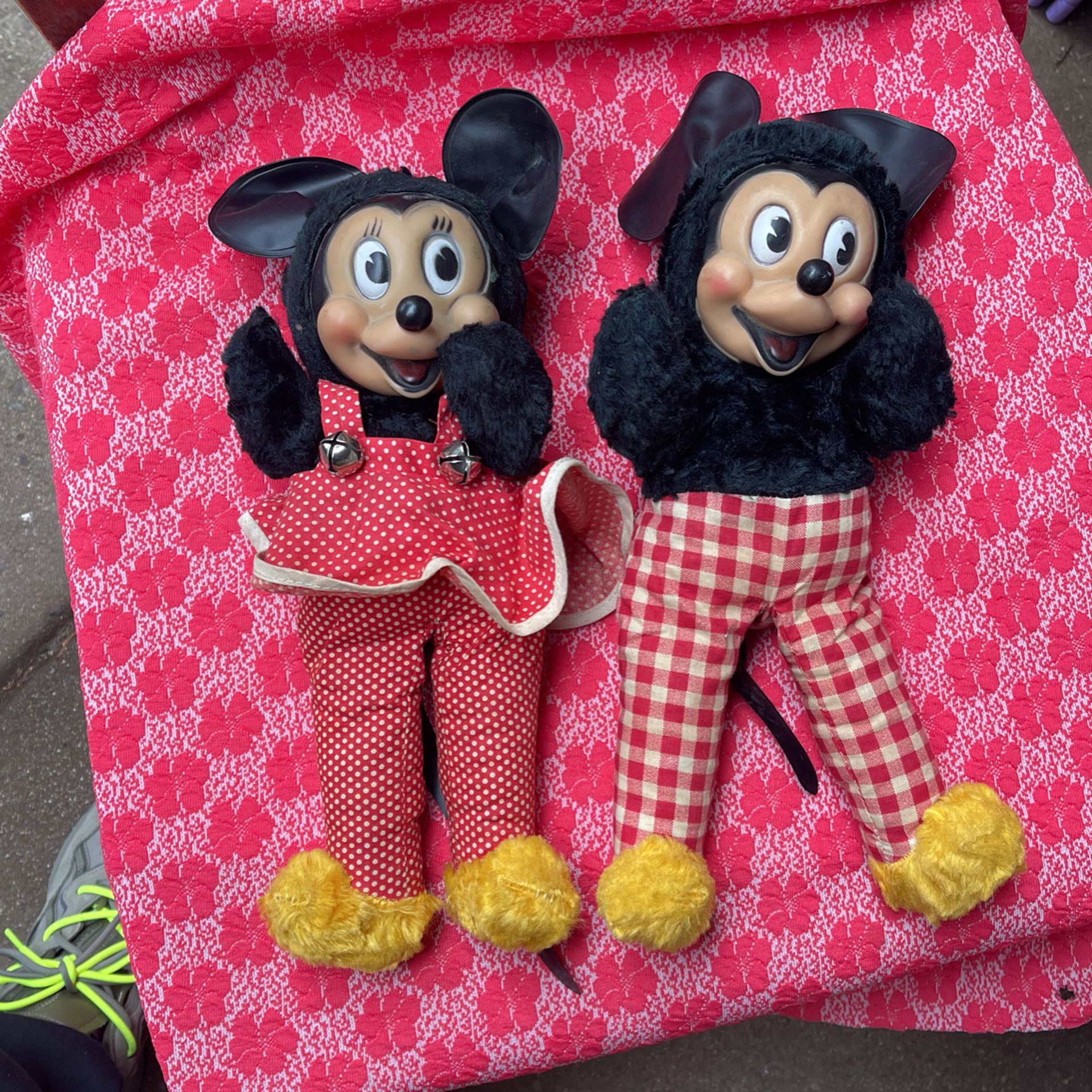 Walt Disney Minnie And Mickiey Mouse First Edition Collection 