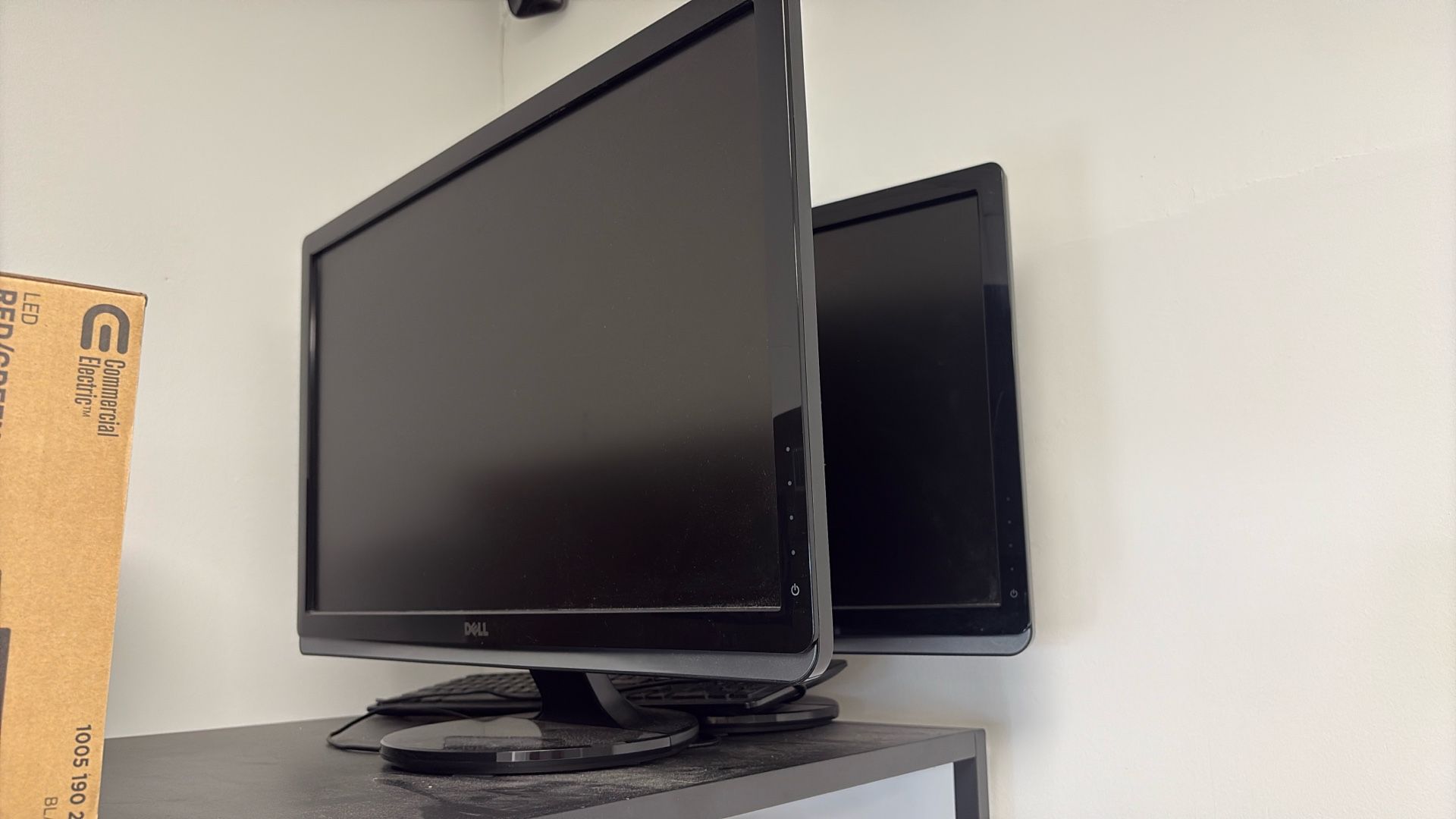 DELL COMPUTER SCREENS