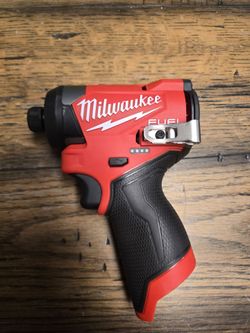 Milwaukee FUEL Cordless Impact Driver