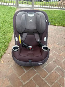 Maxi Cosi car seat