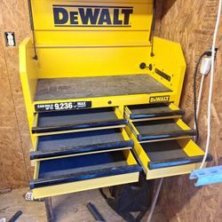 DEWALT 6-drawer Top Tool Chest