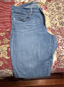 Levi’s women jeans (size 12)