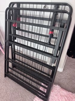 Metal foldable bed frame - Queen size