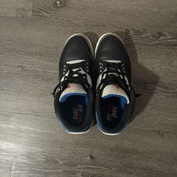 Jordan 3s Size 9.5
