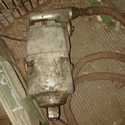 1 In Chicago Pneumatic Air Impact Wrench