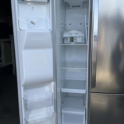 LG 2021 - Refridgerator