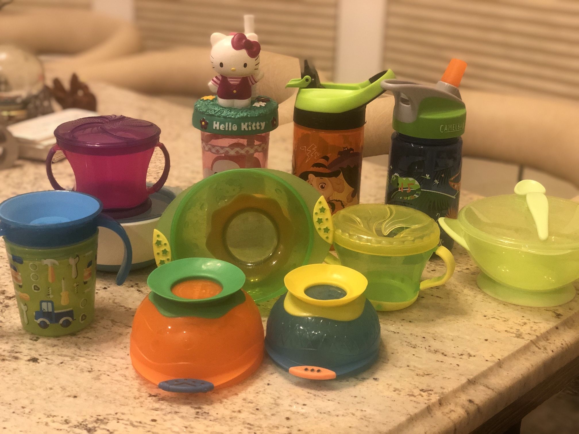 Toddler | Baby Bowls, Snack Cups + Sippy Cups