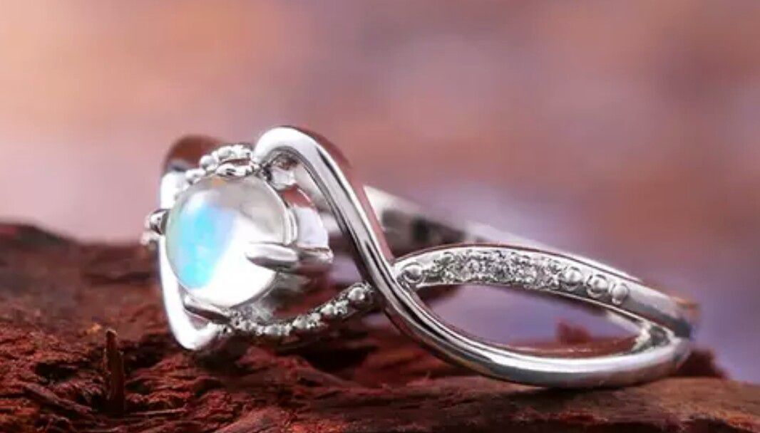 Sterling Silver Simple Moonstone Designer Ring