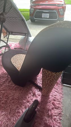 Shoe chair