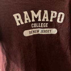 T-Shirt size M Rampo Collage Of New Jersey Medium