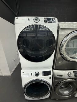 Ge Washer and Dryer Set “27 ( Lavadora Y Secadora )