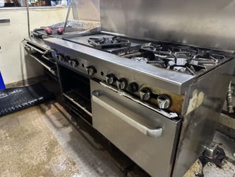 4 Burner Stove And Flat Top With Oven 