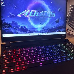 AORUS Gaming Laptop — i7-10870H / RTX 3080 / 32GB RAM / 1TB SSD / 240Hz