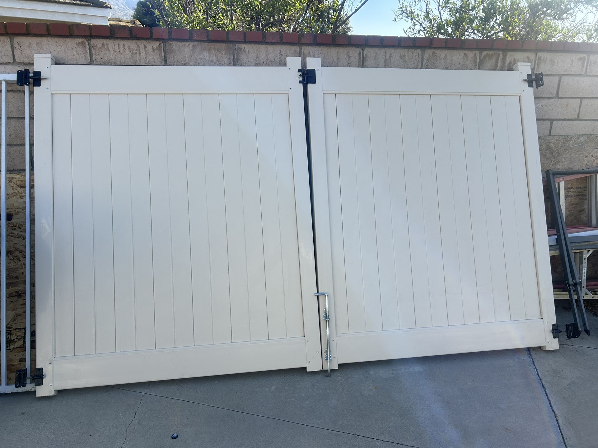 Heavy Duty Vinyl Gates