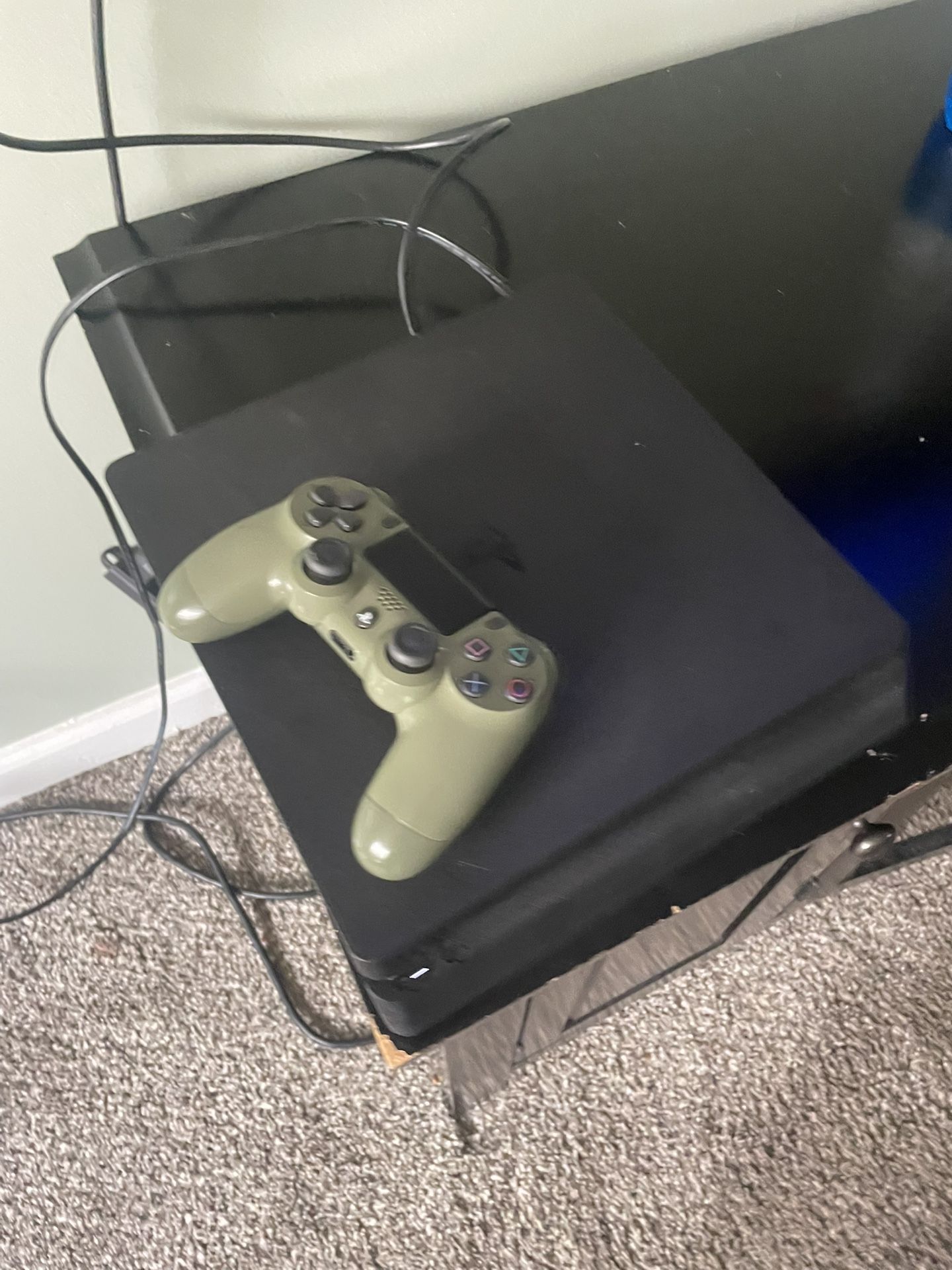 PS4 Slim