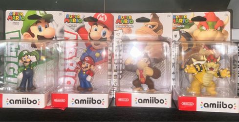 Super Mario Amiibo Set of 4 Nintendo Figures