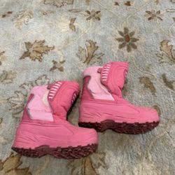 Snow Boots