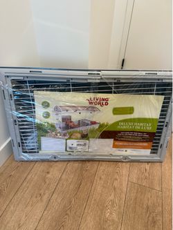 Deluxe habitat cage