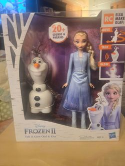 Frozen 2 talk and glow Olaf and elsa