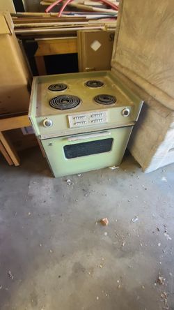 Vintage 1975 Electric Stove GE Brand
